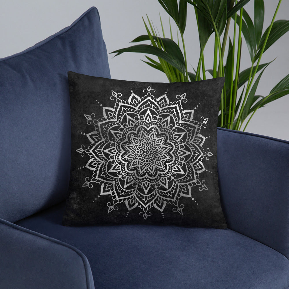 Kudde med fodral - Mandala Silver